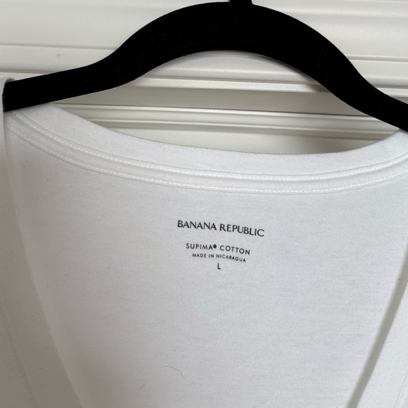 NWT Banana Republic Supina Cotton White V Neck Tee | L - Picture 6 of 6